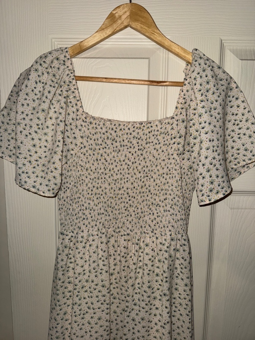 Smocked Square Neck Floral Midi Dress - Cream - Picture 2 of 3